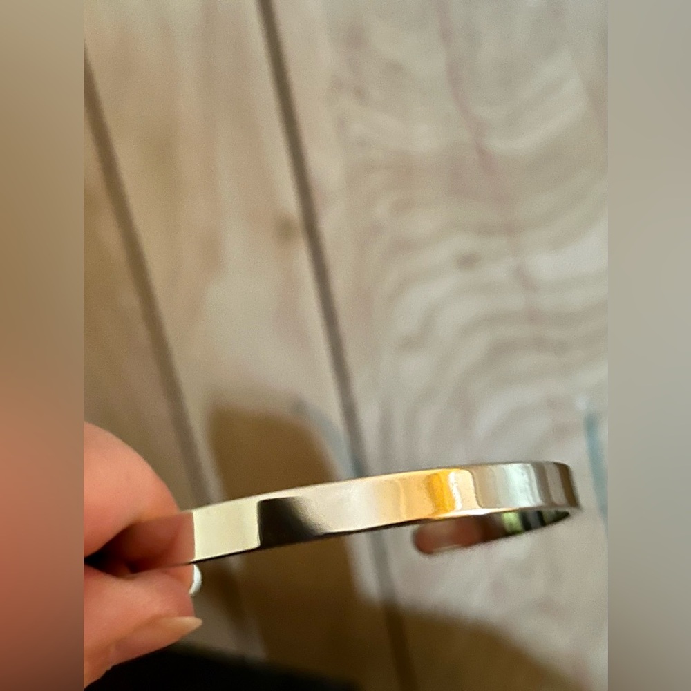 A true friendship is a journey without an end cuff bracelet - Picture 2 of 6